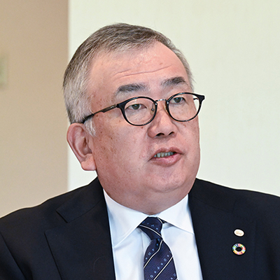 長尾 裕